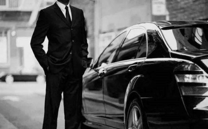 The career of private bodyguards is never easy