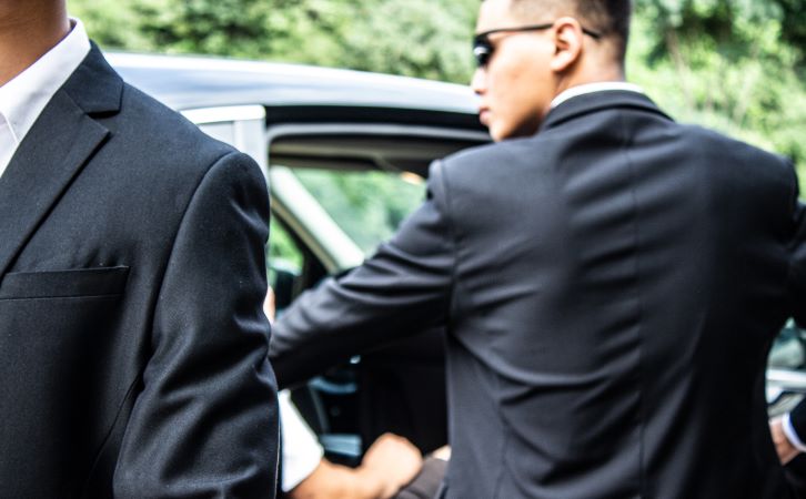 Can private bodyguards help employers beat people?