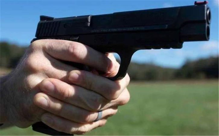 Can Chinese private bodyguards wear guns?