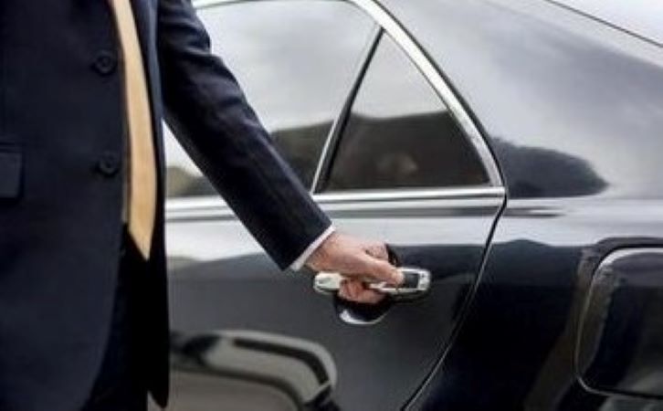 What risks will professional private bodyguards encounter at work?