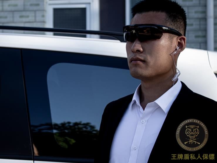How much is the monthly salary of private bodyguards? Secret of private life of private bodyguards