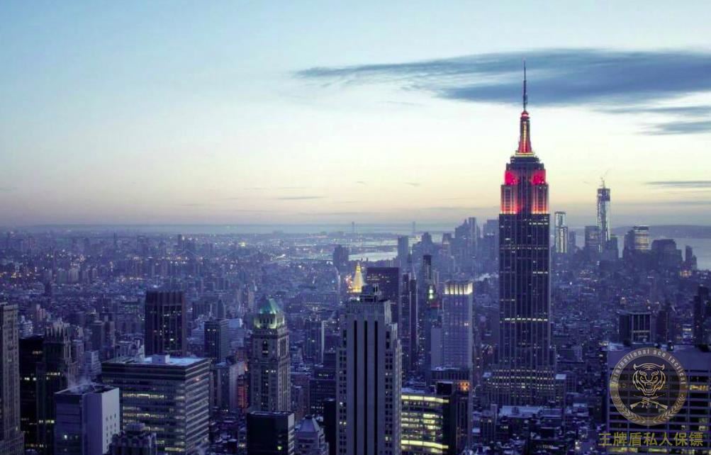 Under the epidemic in the United States, cheap private bodyguards began to rise in New York