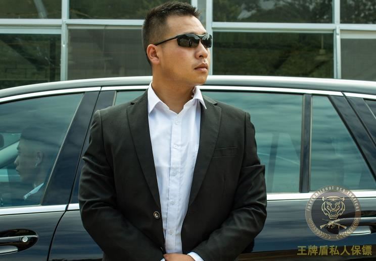 How much does a private bodyguard charge? Beijing ace shield private bodyguard company takes you into a modern bodyguard with 18 kinds of martial arts