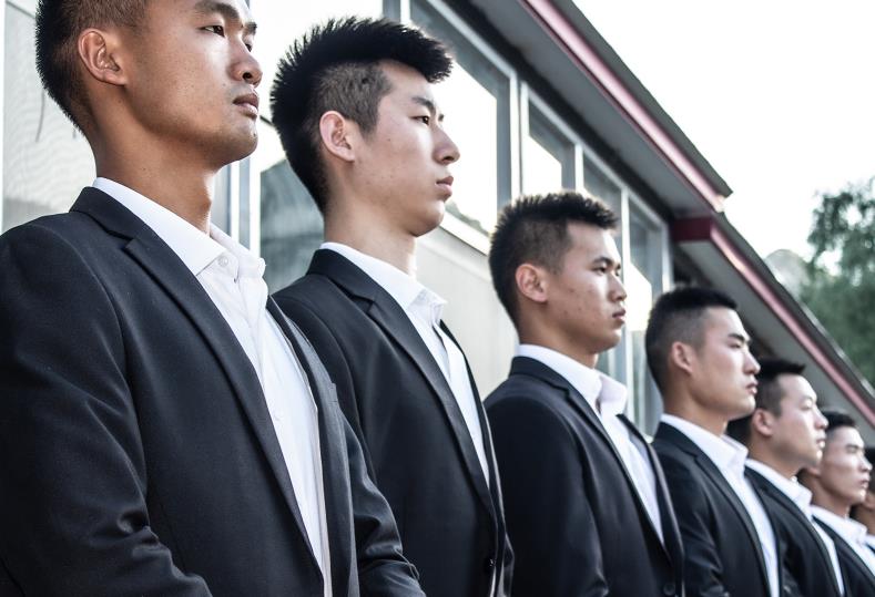 The woman hired a private bodyguard and finally got rid of her violent husband