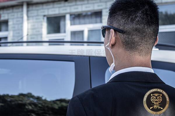 What are the benefits of employing Guangzhou bodyguards?