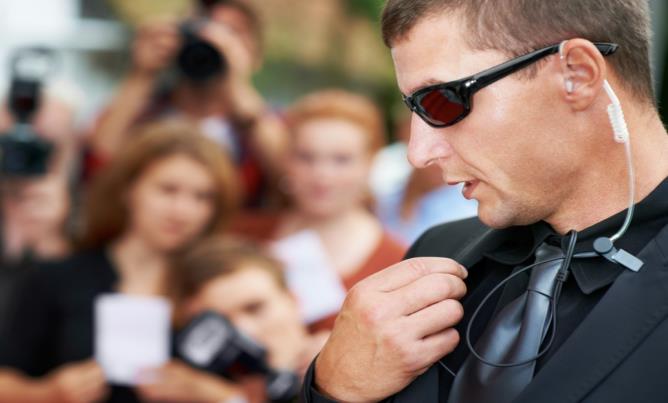 Bodyguard companies and private bodyguards in the new era