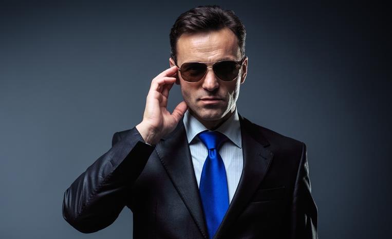 What are the common responsibilities of private bodyguards?